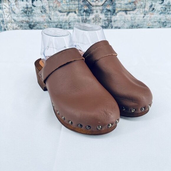 Seychelles Loud and Clear Clog Size 7.5 Slip On Brown Leather Wooden Sole Italy - Picture 1 of 13